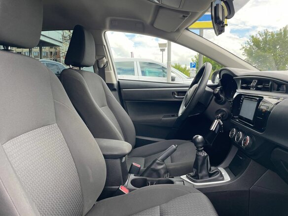 2014 Toyota Corolla XI (E160, E170, E180), белый, 1239000 рублей - вид 16