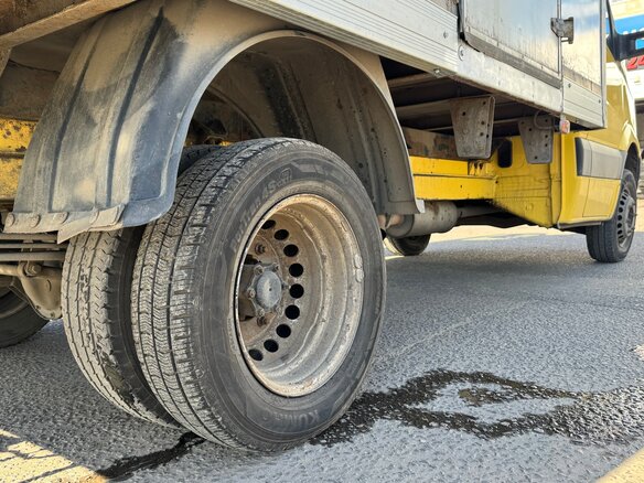 2016 Volkswagen Crafter, жёлтый, 1085000 рублей - вид 13