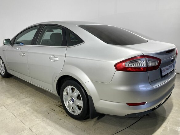 2011 Ford Mondeo IV Рестайлинг, серебристый, 549000 рублей - вид 5