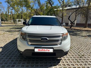 2013 Ford Explorer V, белый, 1740000 рублей, вид 1