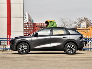 2026 Changan Qiyuan Q05 40.3 kWh II, чёрный, 1662055 рублей, вид 4