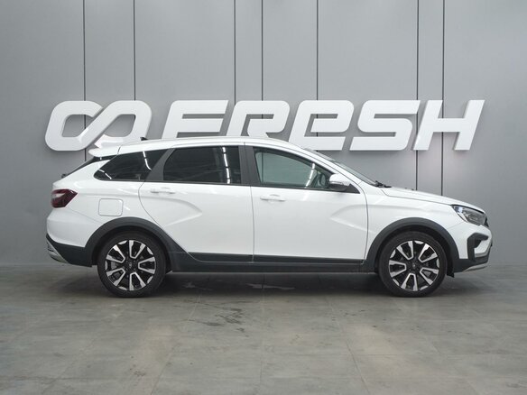 2024 Lada (ВАЗ) Vesta SW Cross I Рестайлинг (NG), белый - вид 4