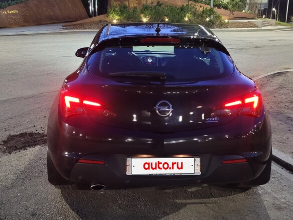 2012 Opel Astra GTC J Рестайлинг, чёрный, 880000 рублей - вид 9