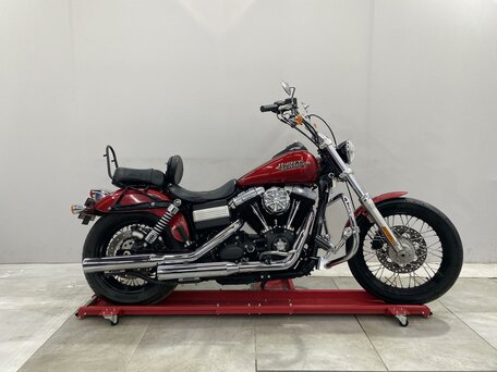 2012 Harley-Davidson Street Bob, красный, 649000 рублей, вид 1