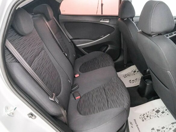 2014 Hyundai Solaris I Рестайлинг, серебристый, 1049000 рублей - вид 20