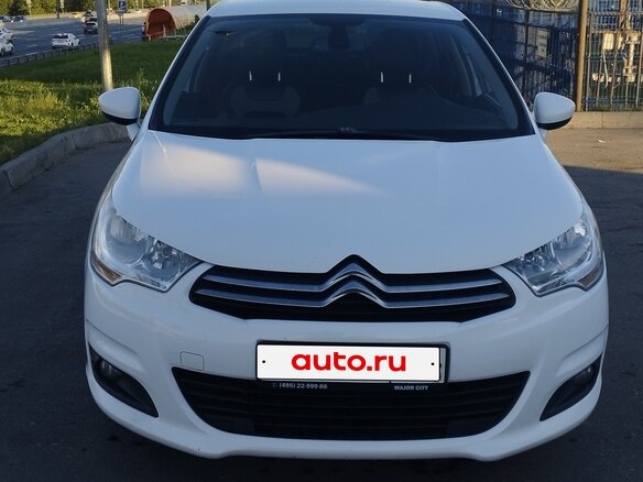 2012 Citroen C4 II, белый, 470000 рублей - вид 2