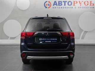 2018 Mitsubishi Outlander III Рестайлинг 2, синий, 1555000 рублей, вид 4