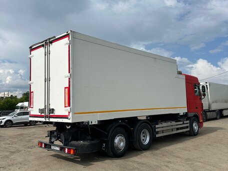 2009 DAF XF 105, красный, 4200000 рублей, вид 4