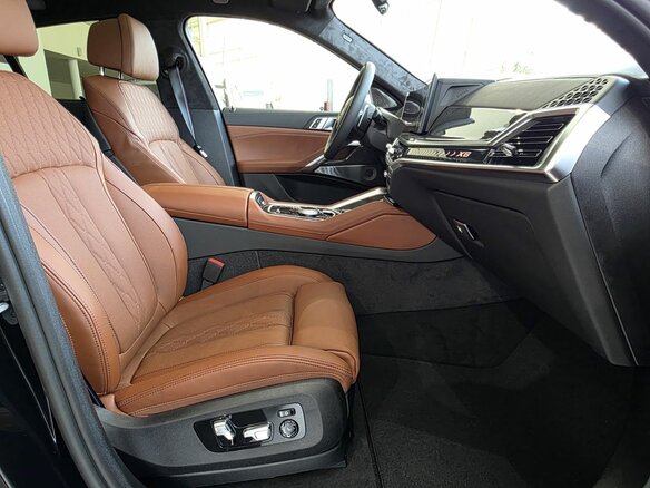 2026 BMW X6 30d III (G06) Рестайлинг, чёрный, 17300000 рублей - вид 12