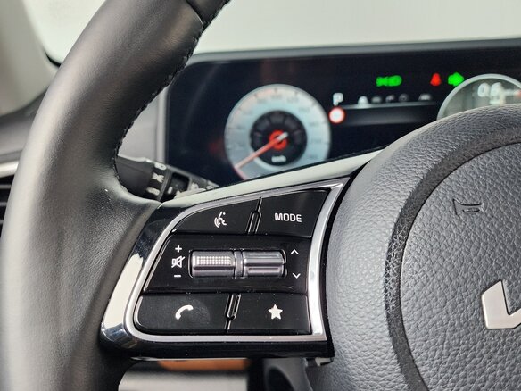 2022 Kia Seltos I Рестайлинг, серебристый, 2170000 рублей - вид 13