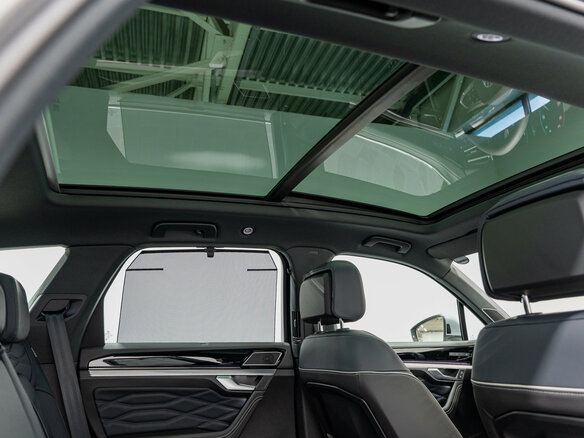 2026 Volkswagen Touareg III Рестайлинг, серый, 12790000 рублей - вид 31