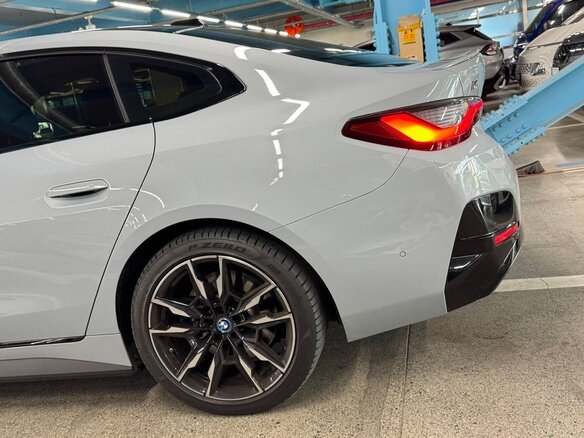 2023 BMW i4 M50 G26, серый, 7980000 рублей - вид 13