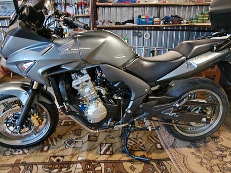 2008 Honda CBF 600, серебристый, 560000 рублей, вид 1