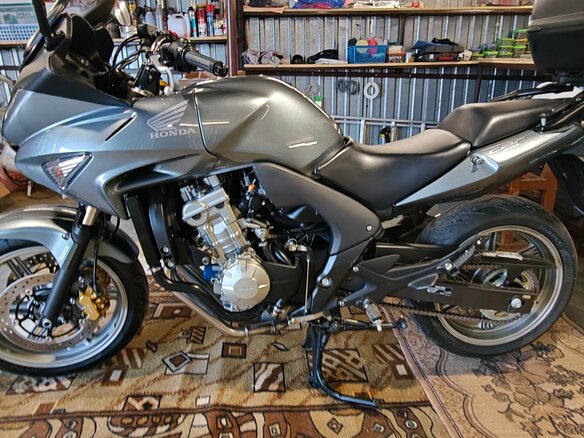2008 Honda CBF 600, серебристый, 560000 рублей