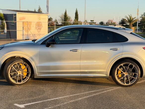 2019 Porsche Cayenne S Coupé III, серый, 8500000 рублей - вид 22