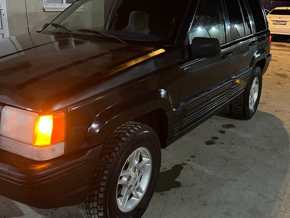 1993 Jeep Grand Cherokee I (ZJ), чёрный - вид 11