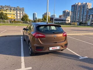 2016 Kia Ceed II Рестайлинг, коричневый, 1600000 рублей, вид 4