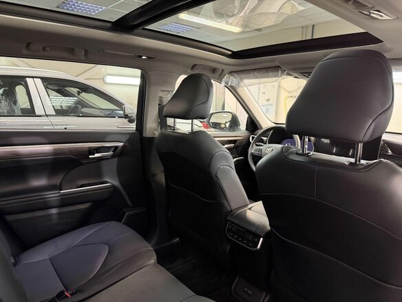 2026 Toyota Highlander IV (XU70), белый, 5500000 рублей - вид 15
