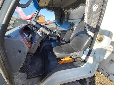 2012 Hyundai Mighty, белый, 999999 рублей, вид 5