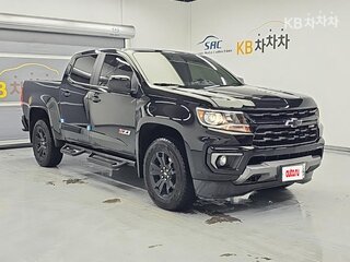 2022 Chevrolet Colorado ZR2 II, чёрный, 3670000 рублей, вид 3