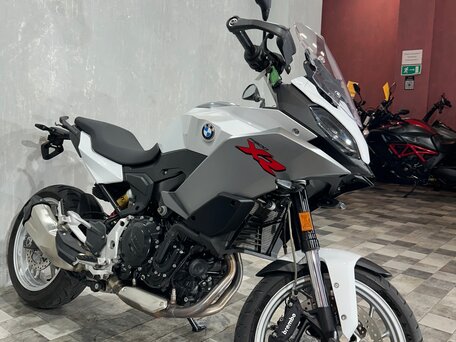 2021 BMW F 900 XR, белый, 945000 рублей, вид 5