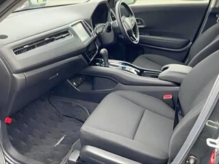 2017 Honda Vezel I, зелёный, 1300000 рублей, вид 4