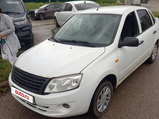 2016 Lada (ВАЗ) Granta I, белый, 330000 рублей, вид 2