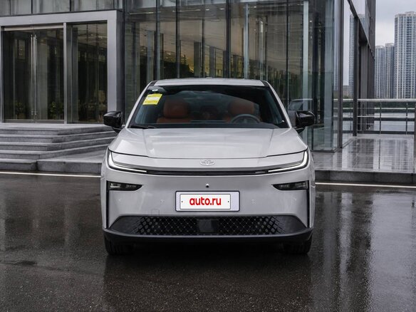 2026 Toyota bZ3X 58.3 kWh, серый, 2729512 рублей - вид 1