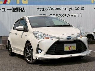 2018 Toyota Vitz III (XP130) Рестайлинг 2, белый, 850000 рублей, вид 1
