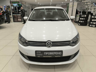 2014 Volkswagen Polo V, белый, 699000 рублей, вид 2