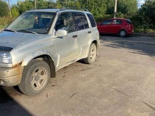 1998 Suzuki Grand Vitara I, серебристый, 300000 рублей, вид 1