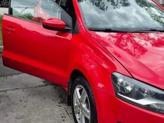 2011 Volkswagen Polo V, красный, 650000 рублей, вид 1