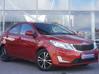 2013 Kia Rio 4-speed III, красный, 877000 рублей, вид 3