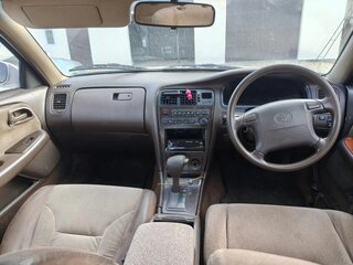 1995 Toyota Cresta IV (X90), белый, 350000 рублей, вид 2
