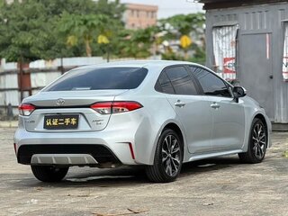 2022 Toyota Corolla Sporty XII (E210) Рестайлинг, серебристый, 1403000 рублей, вид 5