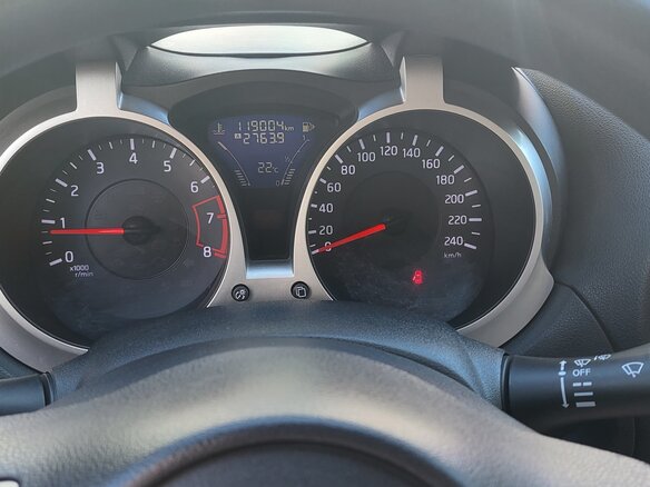 2014 Nissan Juke I Рестайлинг, жёлтый, 1050000 рублей - вид 6