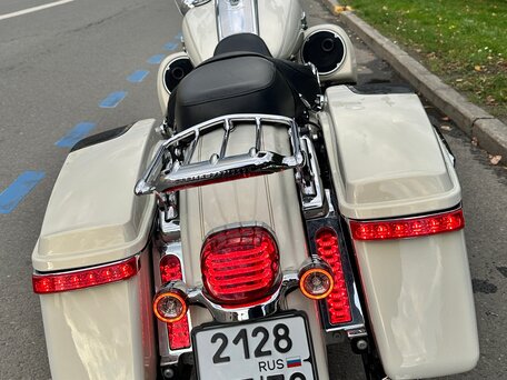 2014 Harley-Davidson Road King, белый, 1300000 рублей, вид 4