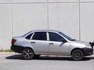 2013 Lada (ВАЗ) Granta I, серебристый, 300000 рублей, вид 4
