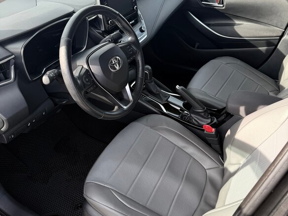 2019 Toyota Corolla XII (E210), чёрный, 1920000 рублей - вид 8