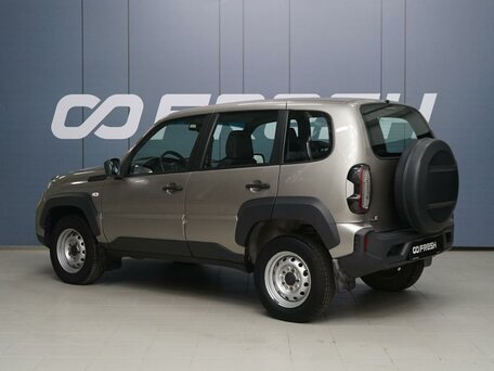2021 Lada (ВАЗ) Niva Travel I, серый, 840000 рублей, вид 2