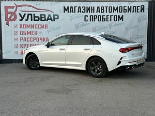 2021 Kia K5 III, белый, 2990000 рублей, вид 4