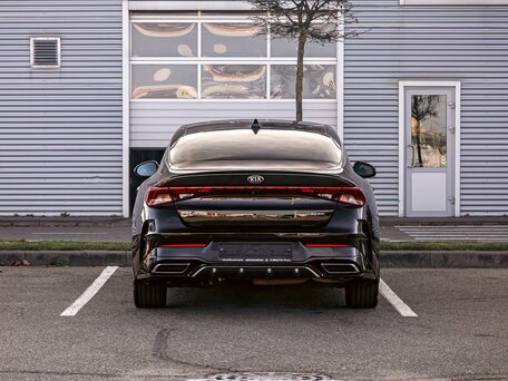 2022 Kia K5 III, чёрный, 2285000 рублей, вид 5