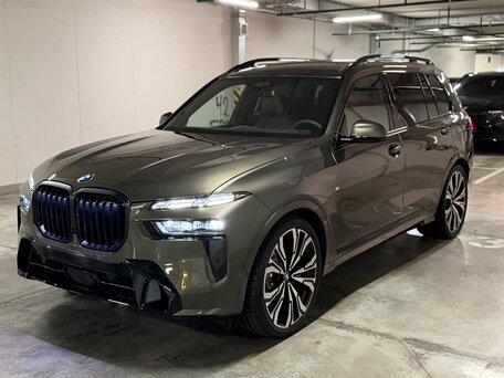 2026 BMW X7 40d I (G07) Рестайлинг, коричневый, 17990000 рублей, вид 1