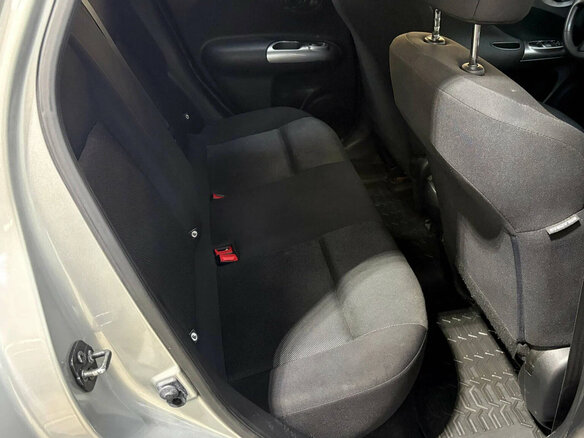 2014 Nissan Juke I, серебристый, 930000 рублей - вид 18