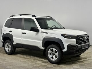 2026 Lada (ВАЗ) Niva Travel I Рестайлинг, белый, 1598000 рублей, вид 3