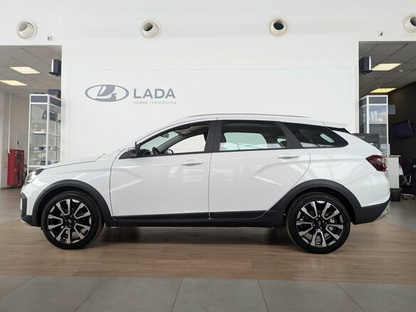 2026 Lada (ВАЗ) Vesta SW Cross I Рестайлинг (NG), белый, 2073900 рублей - вид 2