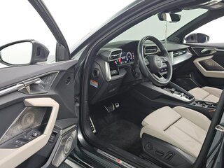 2023 Audi A3 35 TFSI IV (8Y), чёрный, 1659000 рублей, вид 5