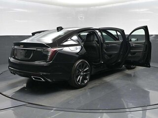 2026 Cadillac CT5 I Рестайлинг, чёрный, 8599985 рублей, вид 4