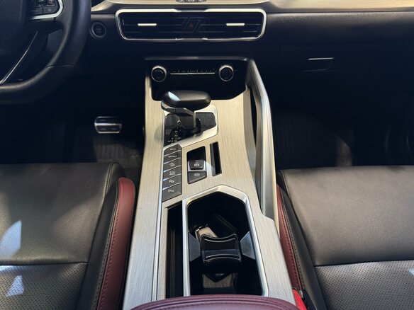 2023 Geely Coolray I, синий, 1780000 рублей - вид 12