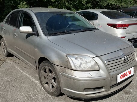 Toyota Avensis II